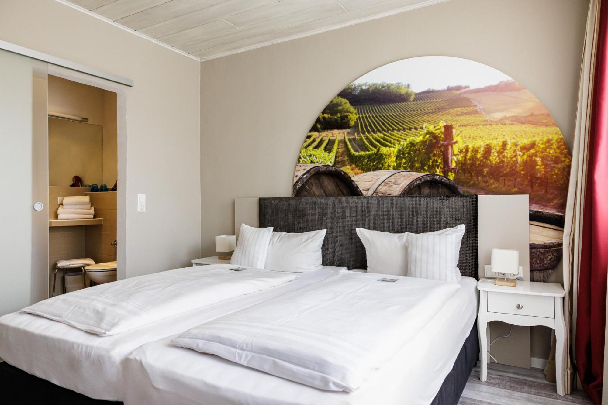 Flair Hotel Zum Storchen Bad Windsheim Exterior photo
