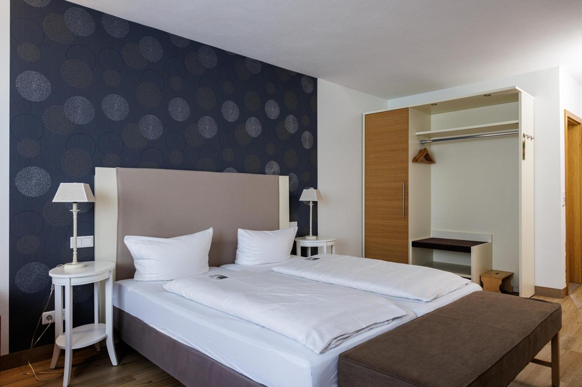 Flair Hotel Zum Storchen Bad Windsheim Exterior photo
