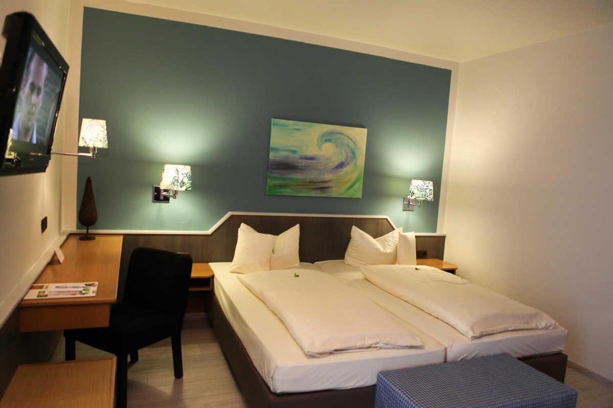 Flair Hotel Zum Storchen Bad Windsheim Exterior photo
