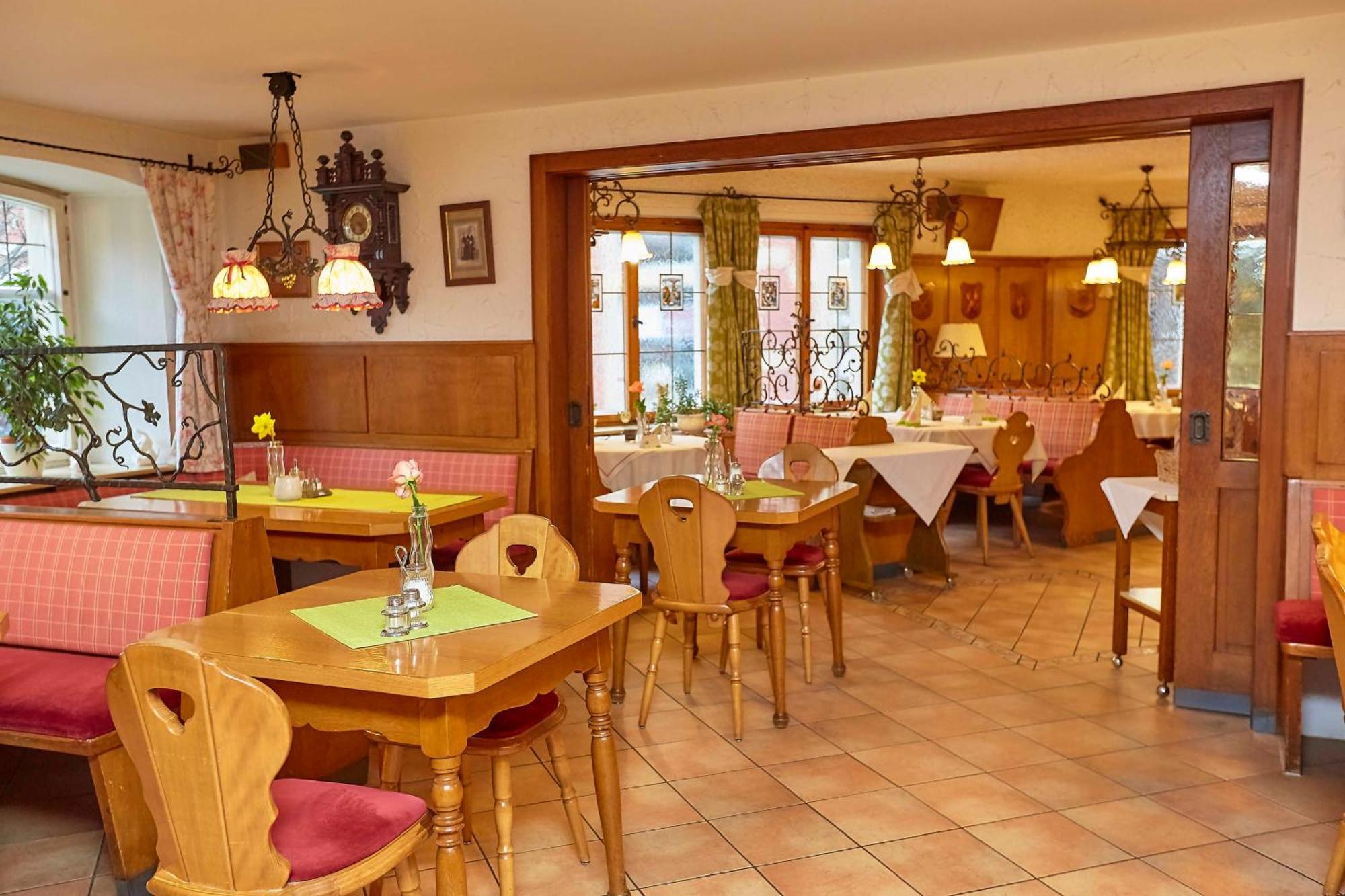 Flair Hotel Zum Storchen Bad Windsheim Exterior photo