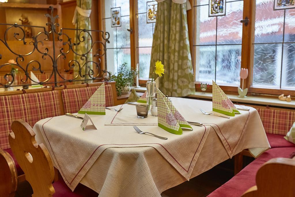 Flair Hotel Zum Storchen Bad Windsheim Exterior photo